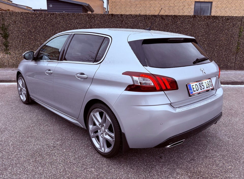 Peugeot 308 1,6 BlueHDi 120 Active 5d