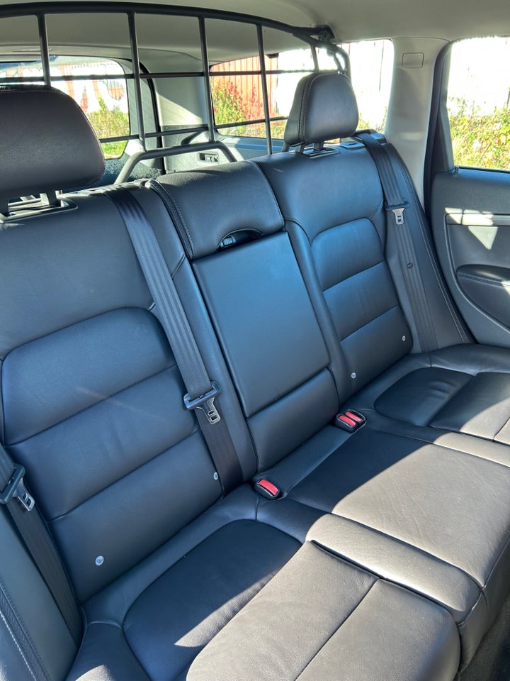 Volvo XC70 2,0 D4 181 Momentum aut. 5d