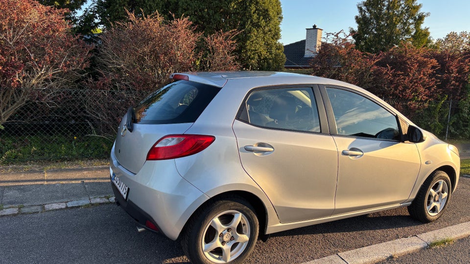 Mazda 2 1,3 Takara Edition 5d