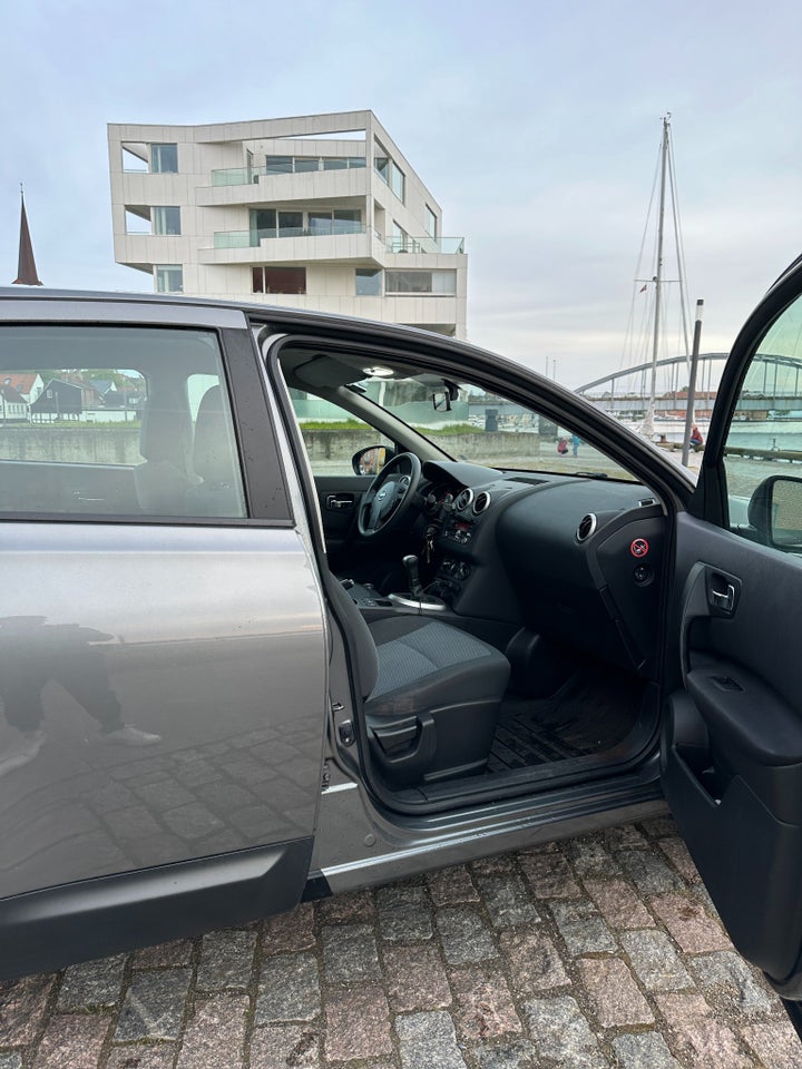 Nissan Qashqai 1,6 Visia 5d