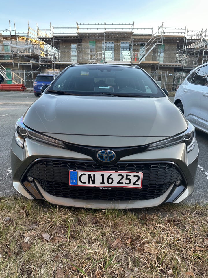 Toyota Corolla 1,8 Hybrid H3 Premium Touring Sports MDS 5d