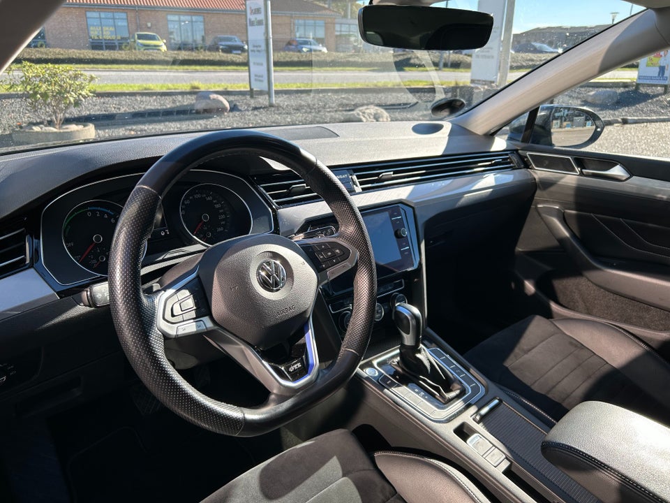 VW Passat 1,4 GTE Variant DSG 5d