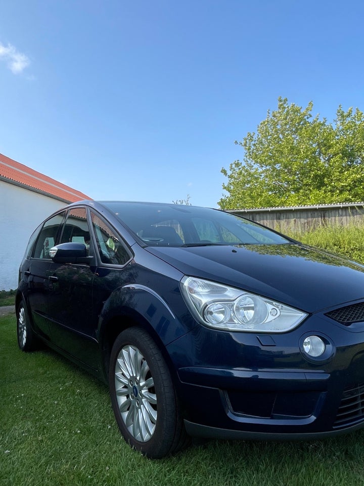 Ford S-MAX 2,0 Trend 5d