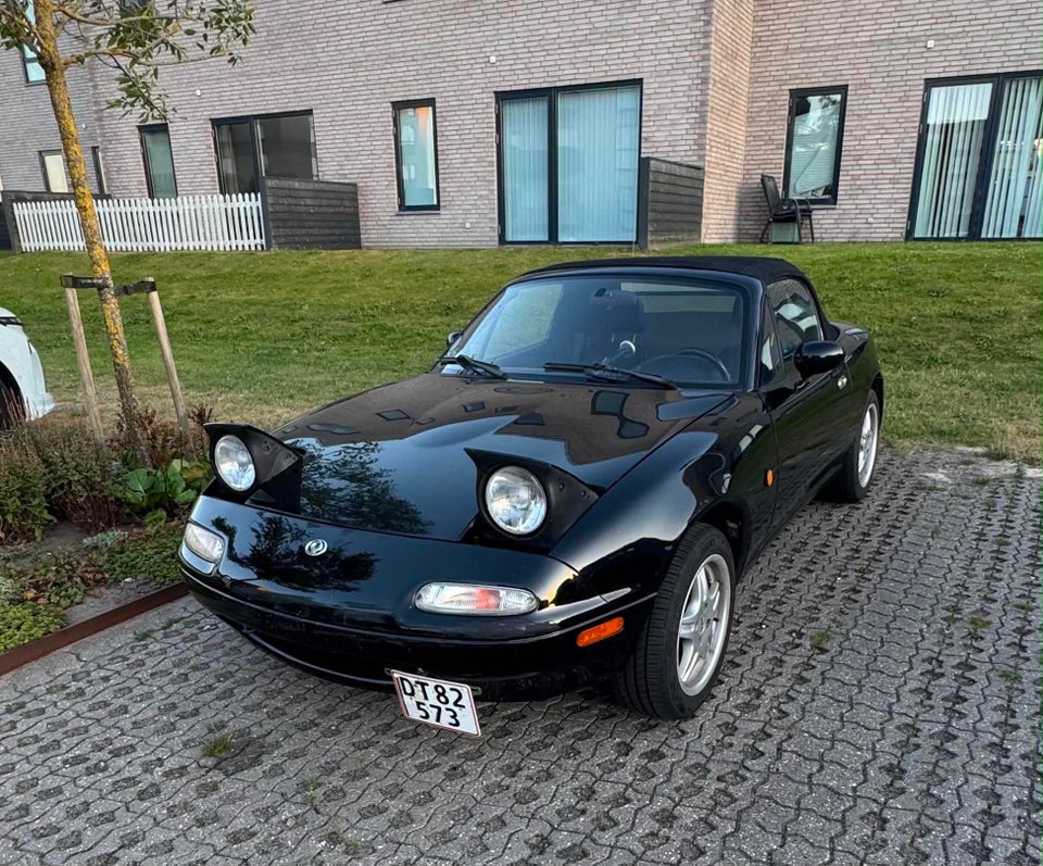 Mazda MX-5 1,6  2d