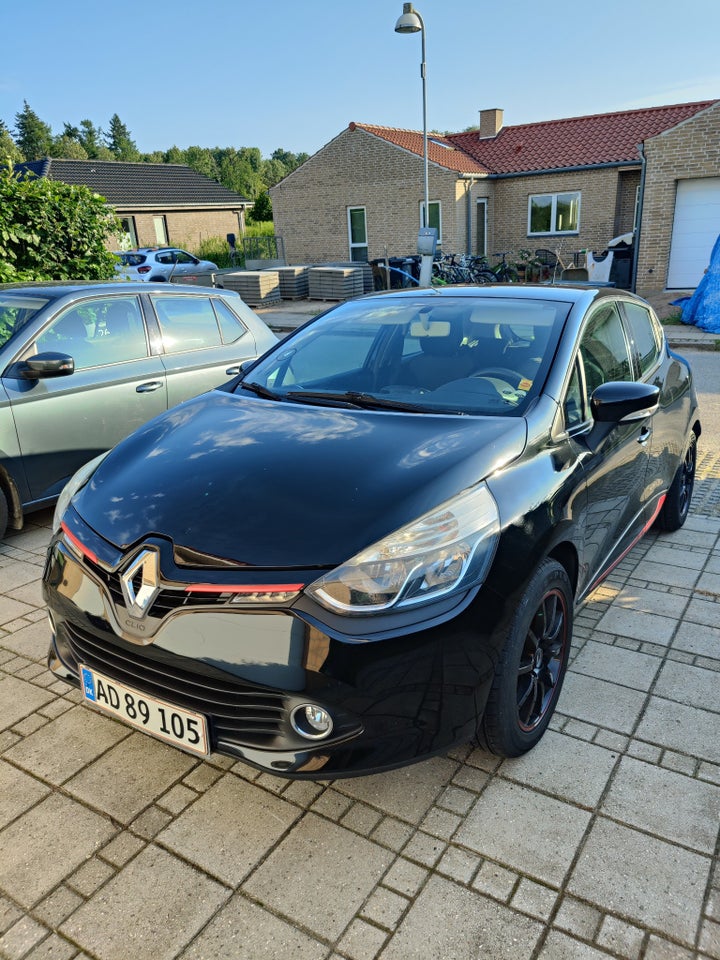 Renault Clio IV 0,9 TCe 90 Expression 5d