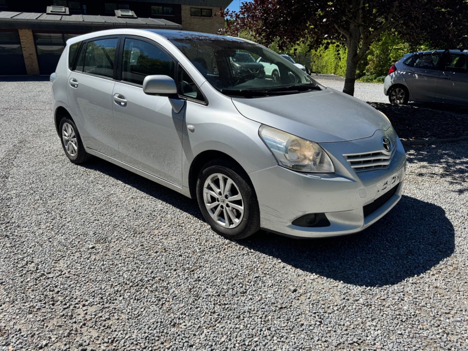 Toyota Verso 2,0 D-4D TX 7prs 5d