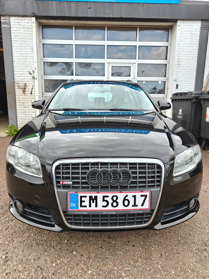 Audi A4 2,0 S-line Avant 5d