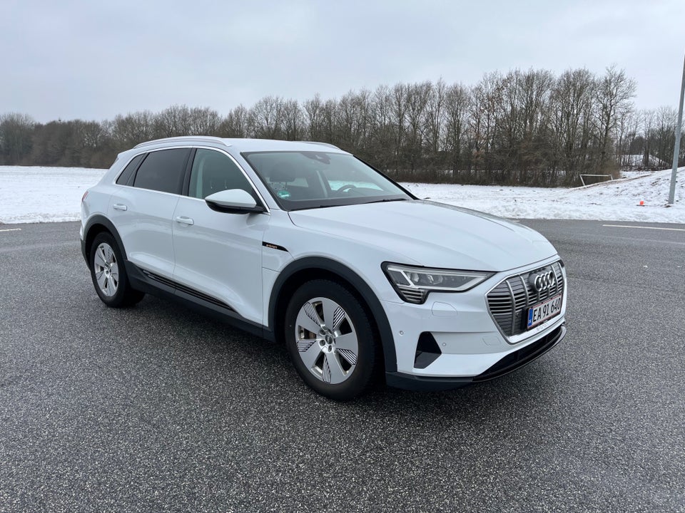Audi e-tron 50 quattro 5d