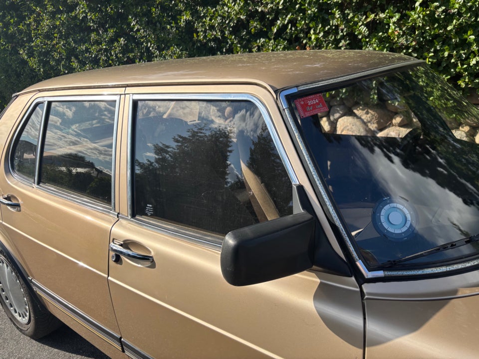 Saab 900 2,0  5d