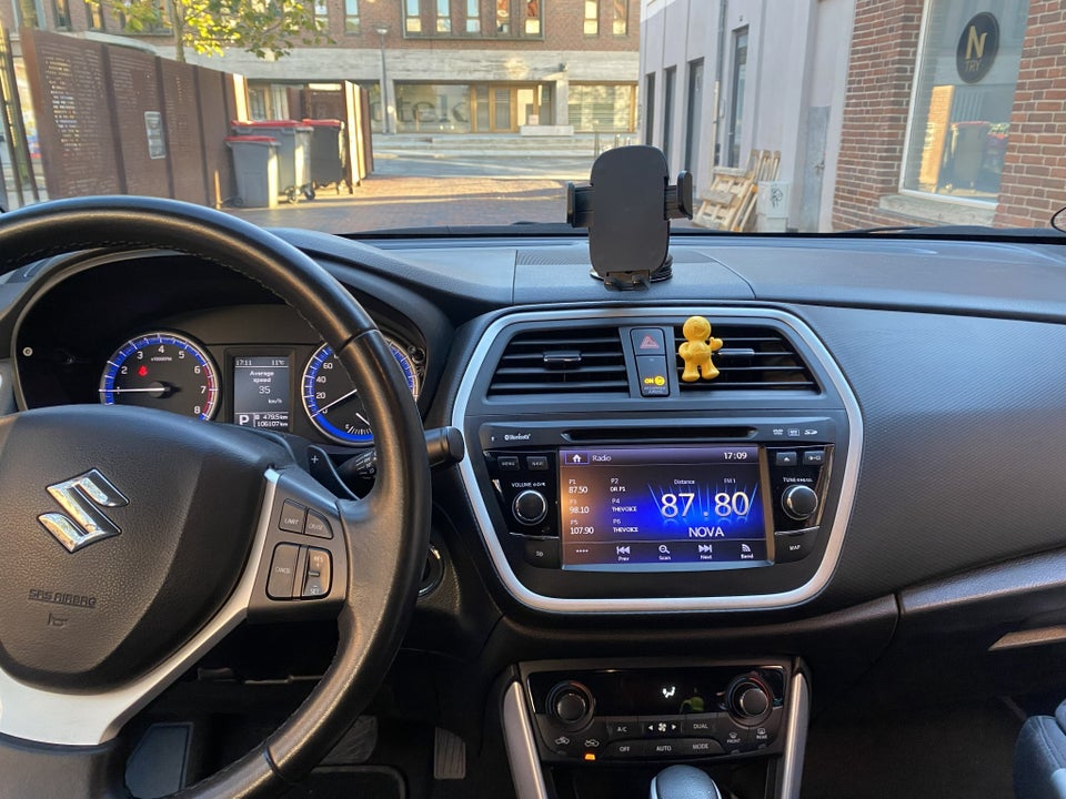 Suzuki S-Cross 1,6 Active CVT 5d