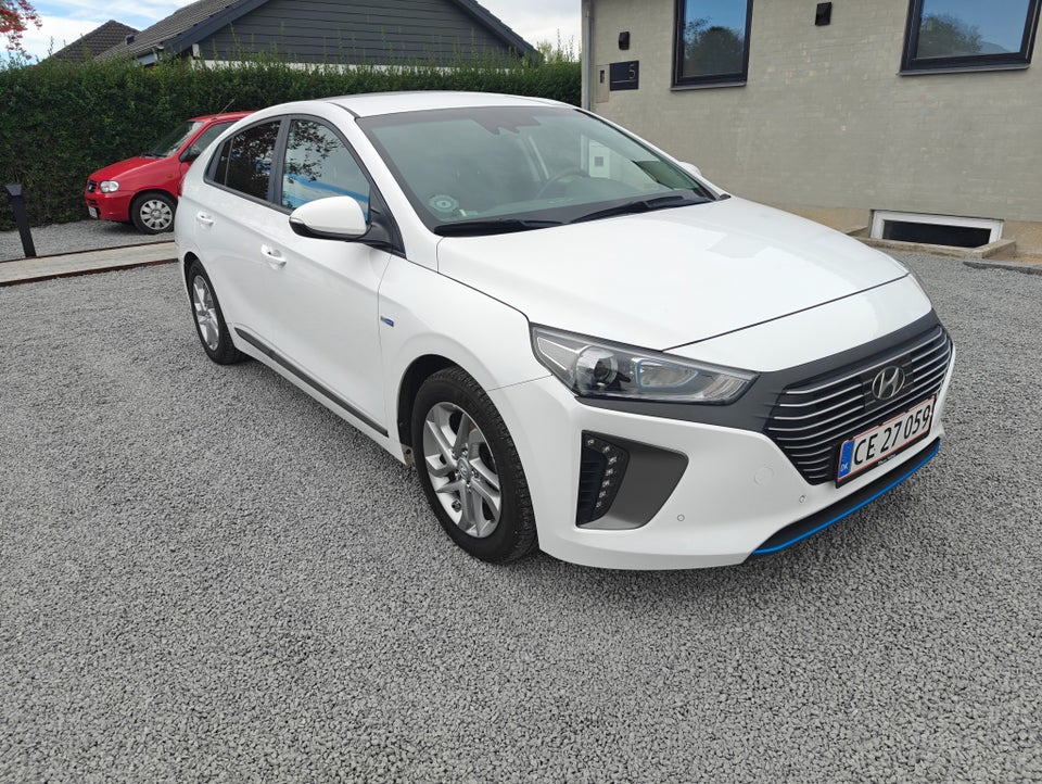 Hyundai Ioniq 1,6 PHEV Trend DCT 5d