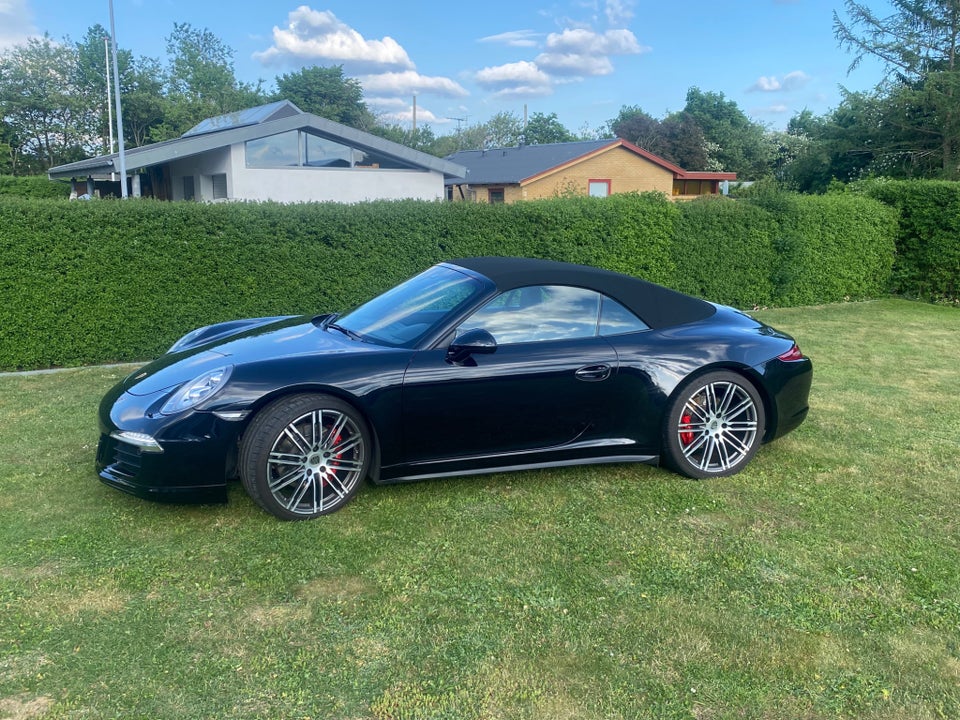 Porsche 911 Carrera 4S 3,8 Cabriolet PDK 2d