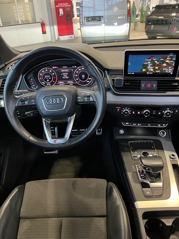 Audi Q5 2,0 TFSi 252 S-line quattro S-tr. 5d