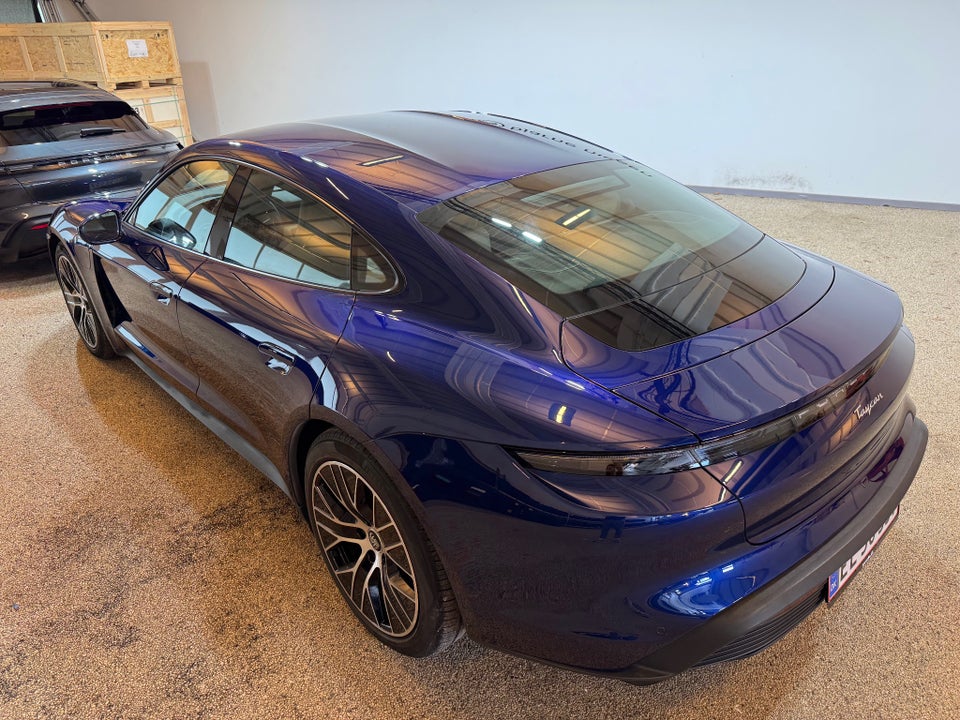 Porsche Taycan 4d