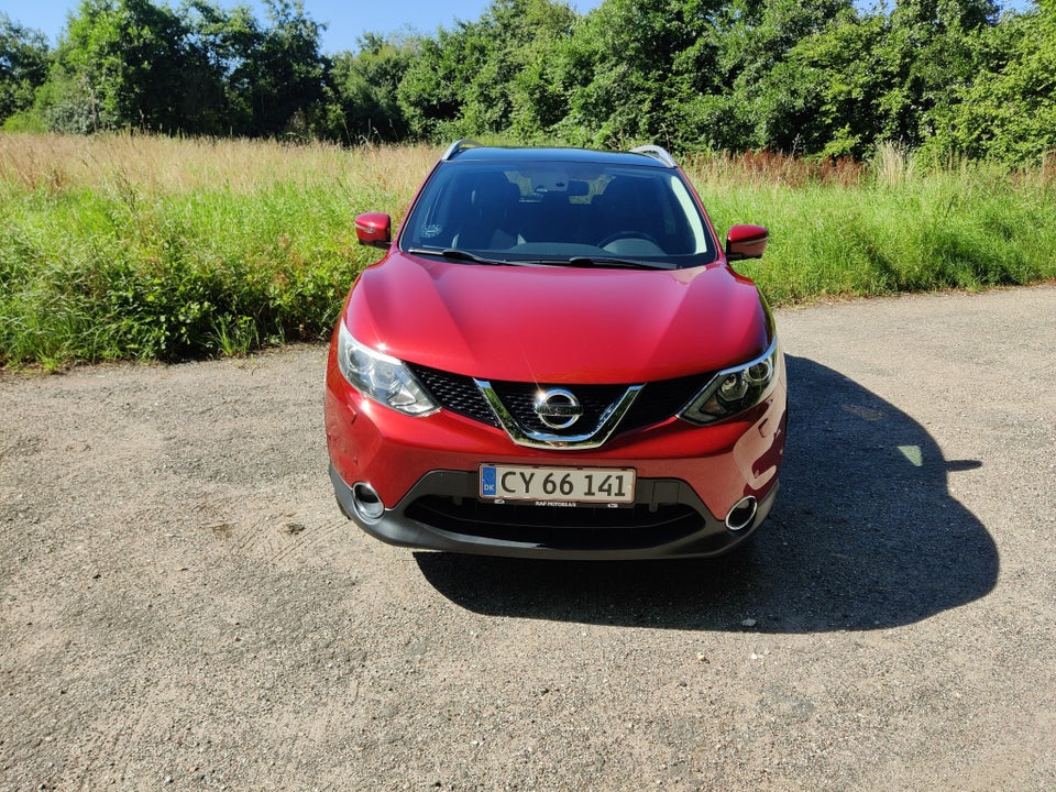 Nissan Qashqai 1,2 Dig-T 115 Tekna 5d