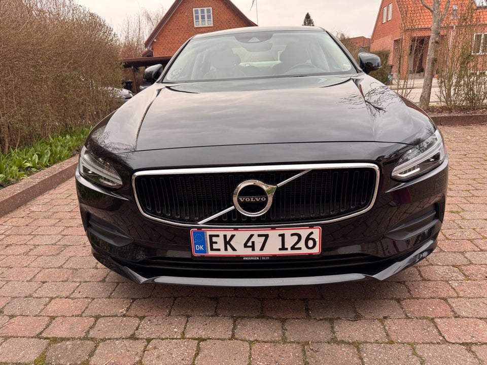 Volvo S90 2,0 T4 190 Momentum+ aut. 4d