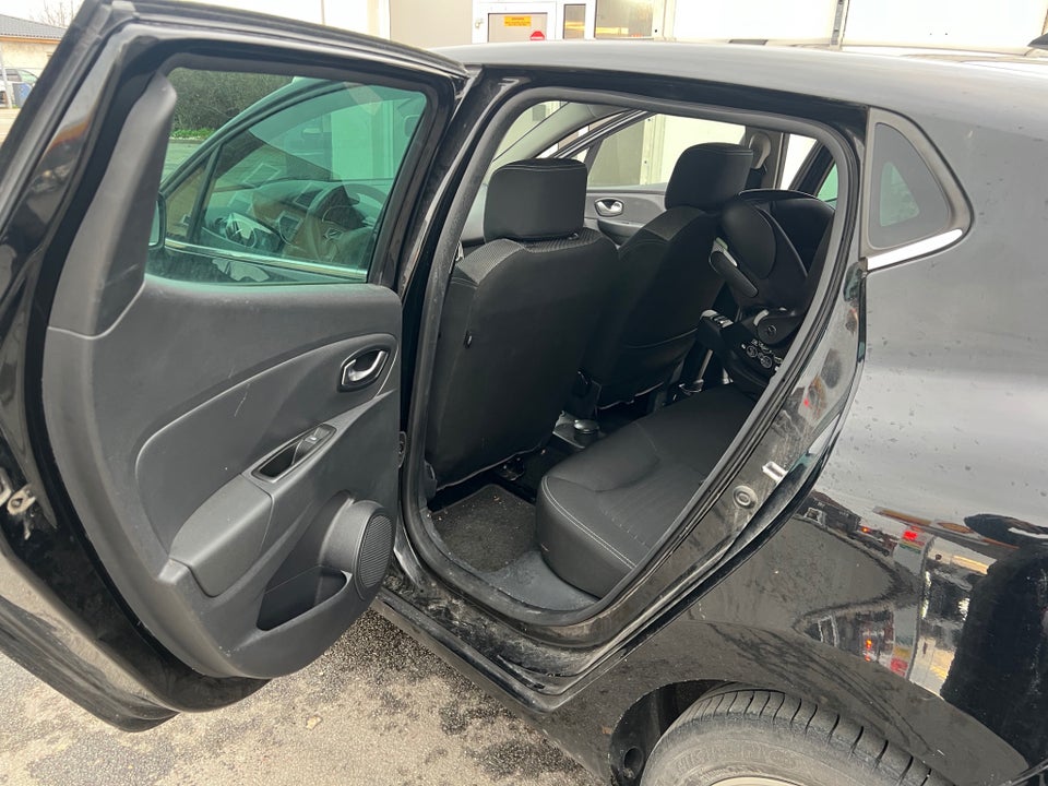 Renault Clio IV 1,5 dCi 90 Limited 5d