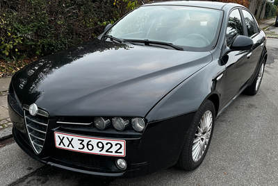 Alfa Romeo 159 1,9 JTS 4d