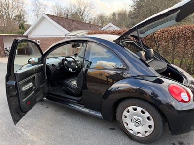 VW New Beetle 1,6 Trendline 2d