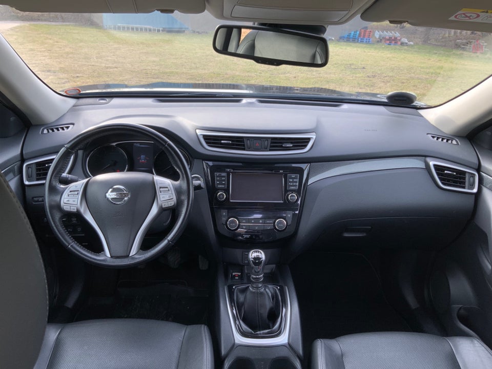 Nissan X-Trail 1,6 Dig-T 163 Tekna 5d