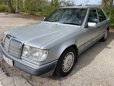 Mercedes 230 E 2,3 Sportline aut. 4d