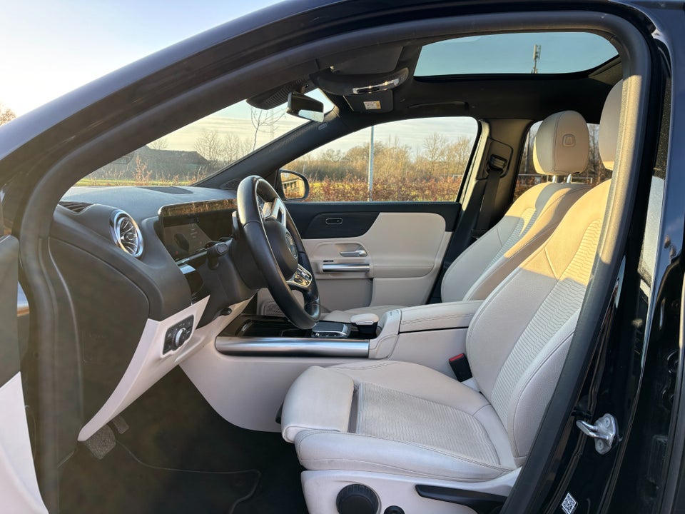 Mercedes EQA250 Progressive 5d