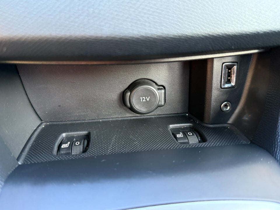 Peugeot 308 1,6 BlueHDi 120 Chili Allure SW EAT6 5d