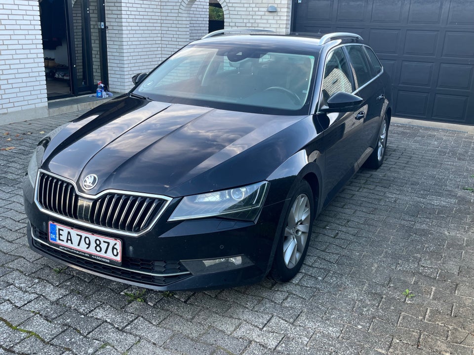 Skoda Superb 2,0 TDi 190 Style Combi DSG 5d