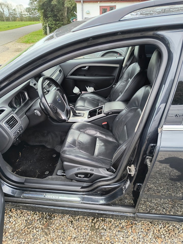 Volvo V70 2,0 D4 181 Summum aut. 5d