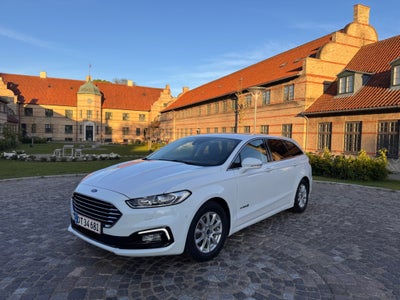 Ford Mondeo 2,0 HEV Titanium stc. CVT 5d