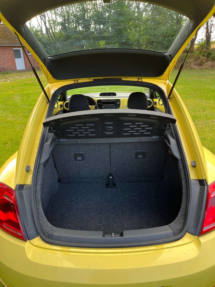 VW The Beetle 1,6 TDi 105 Design 2d