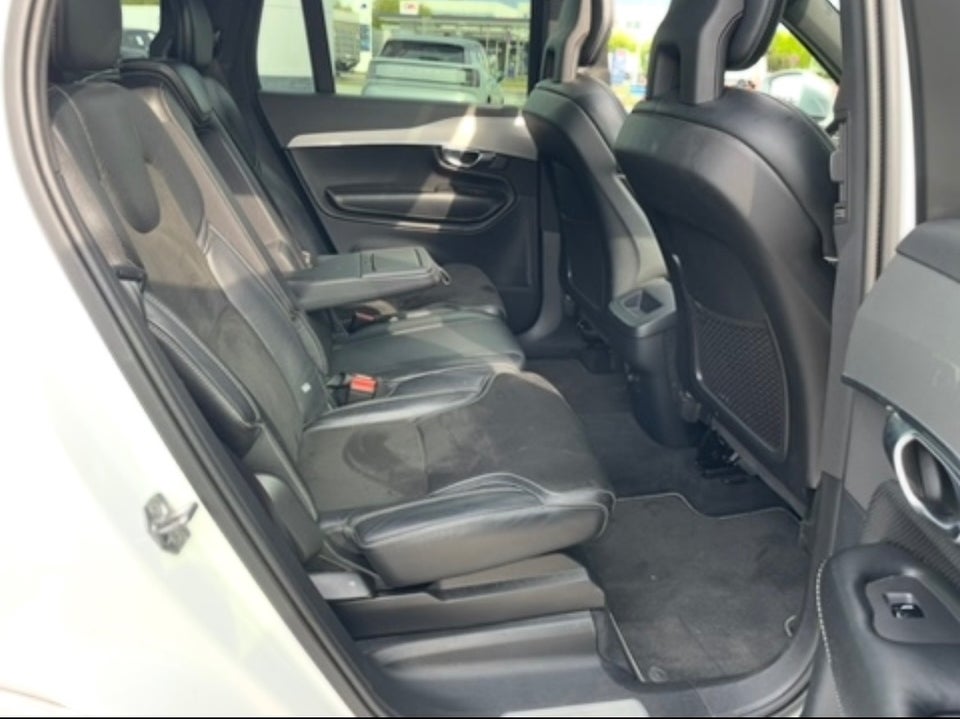 Volvo XC90 2,0 D5 235 R-Design aut. AWD 5d