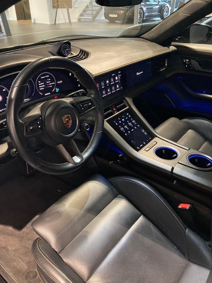 Porsche Taycan Turbo S Performance+ Cross Turismo 5d