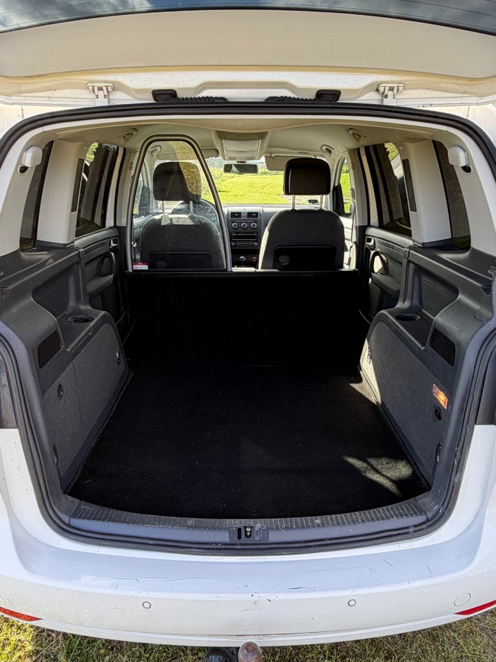 VW Touran 1,6 TDi 105 Comfortline BMT Van 5d