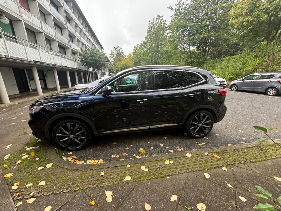MG EHS 1,5 PHEV Luxury 5d