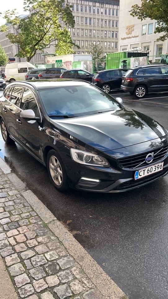 Volvo V60 2,0 D4 190 R-Design aut. 5d