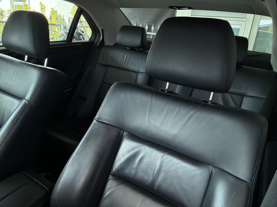 Mercedes E200 1,8 CGi aut. BE 4d