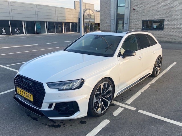 Audi RS4 2,9 TFSi Avant quattro Tiptr. Van 5d