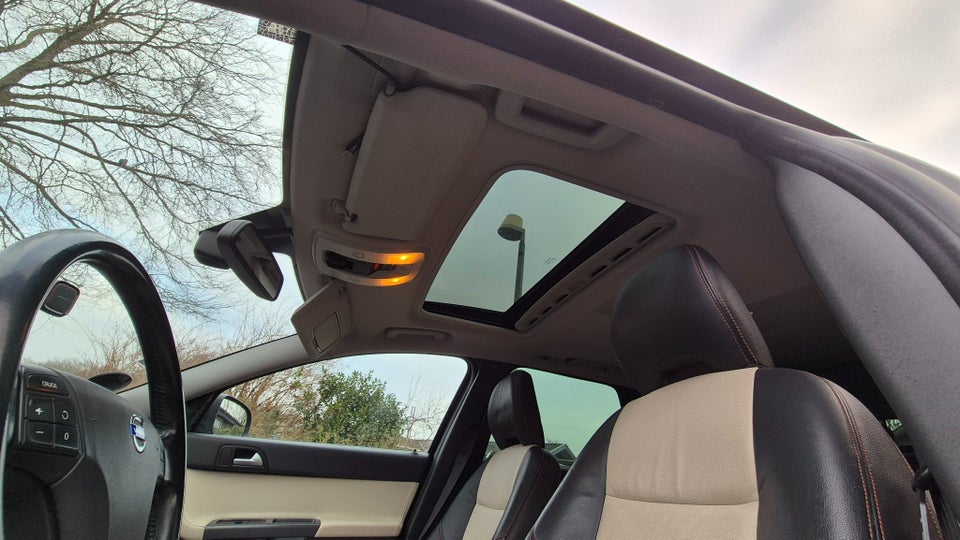 Volvo V50 1,6 D2 115 Open Air 5d