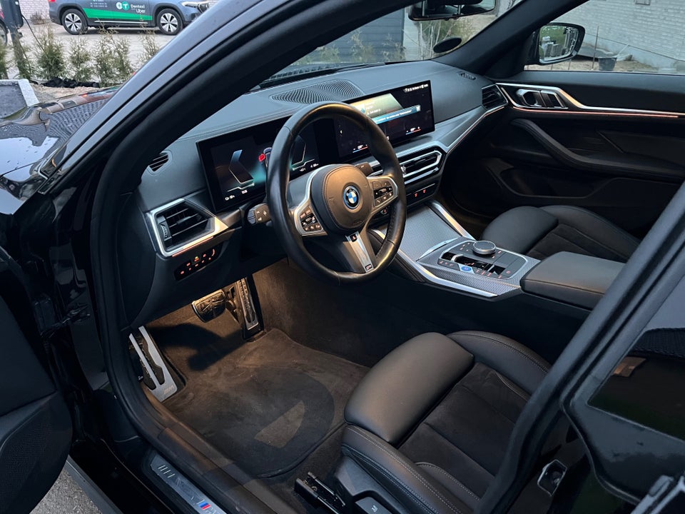 BMW i4 eDrive35 Charged 5d