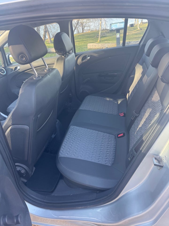 Opel Corsa 1,3 CDTi 95 Cosmo eco 5d