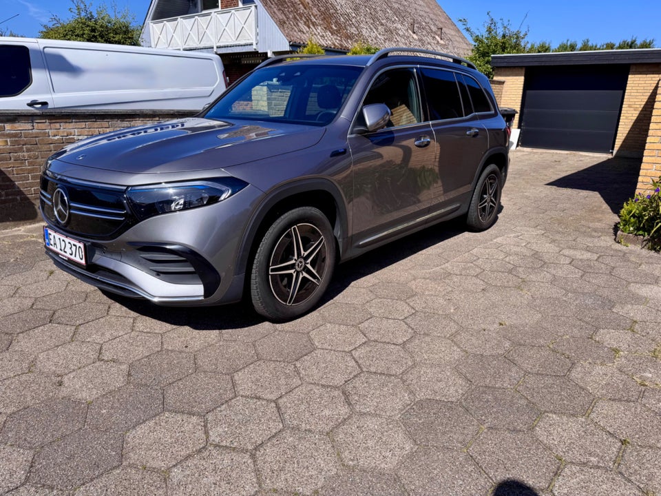 Mercedes EQB250 AMG Line 7prs 5d