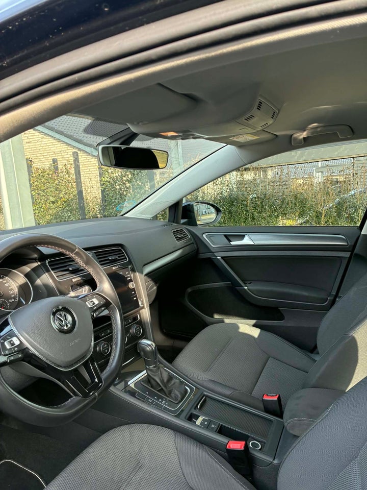 VW Golf VII 1,5 TSi 130 Comfortline Variant 5d