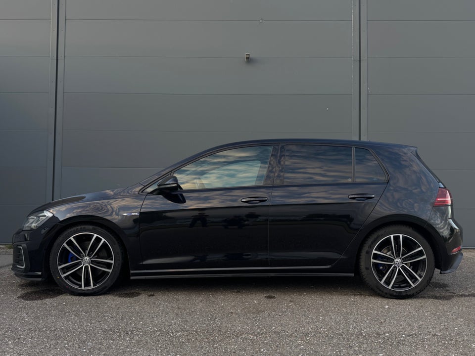 VW Golf VII 1,4 GTE DSG 5d