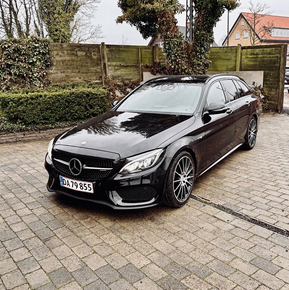 Mercedes C43 3,0 AMG stc. aut. 4Matic 5d