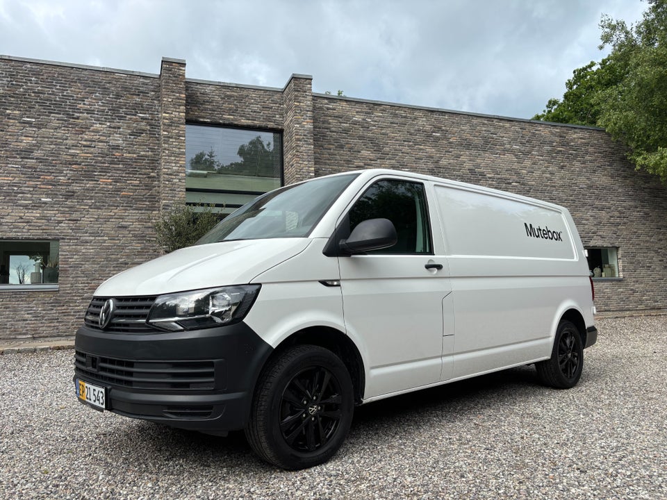 VW Transporter 2,0 TDi 150 Kassevogn DSG lang