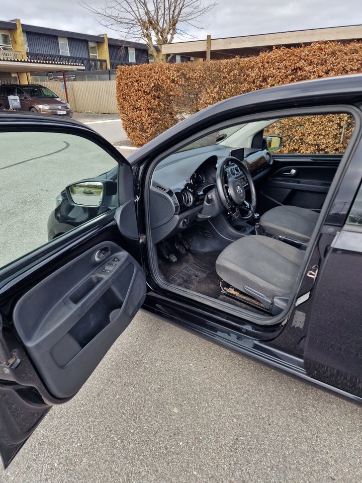 VW Up! 1,0 MPi 60 Move Up! BMT 5d