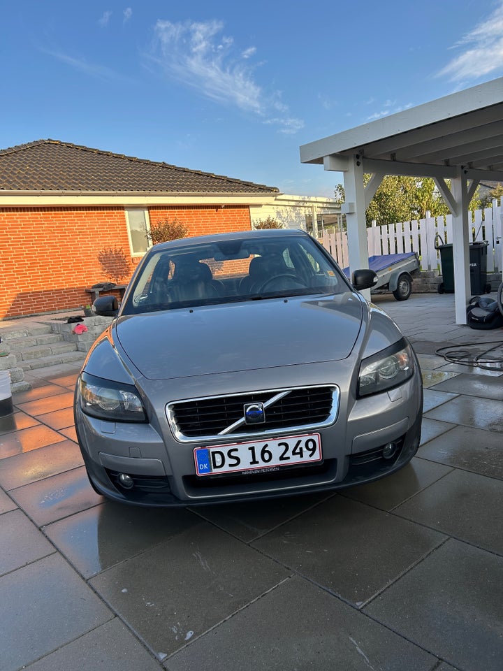 Volvo C30 1,6 Kinetic 3d