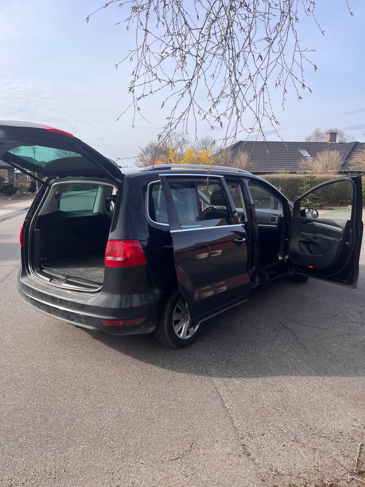 VW Sharan 2,0 TDi 140 Highline DSG BMT 7prs 5d