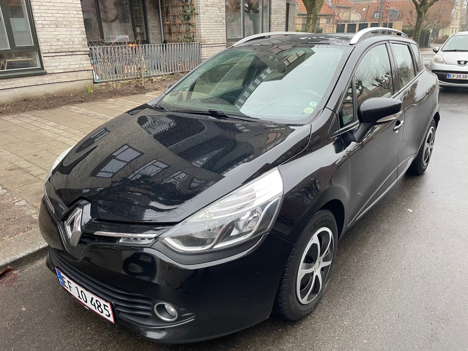 Renault Clio IV 1,5 dCi 90 Zen Sport Tourer 5d